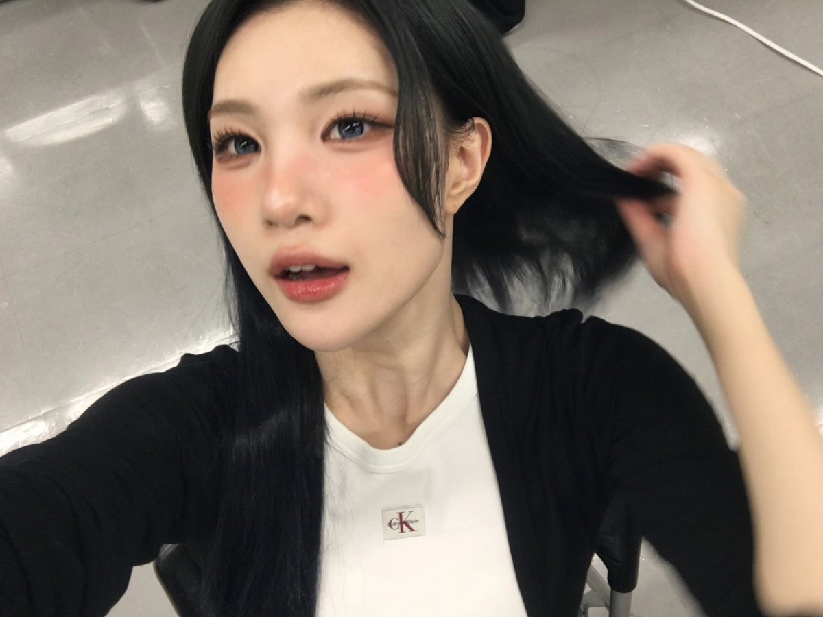 onefinedeay's tweet photo. WOI CANTIKKK BGTTT PACAR SIAPA ENIHH😭😭😭🫶🏻 https://t.co/ZiWXhjrxm7