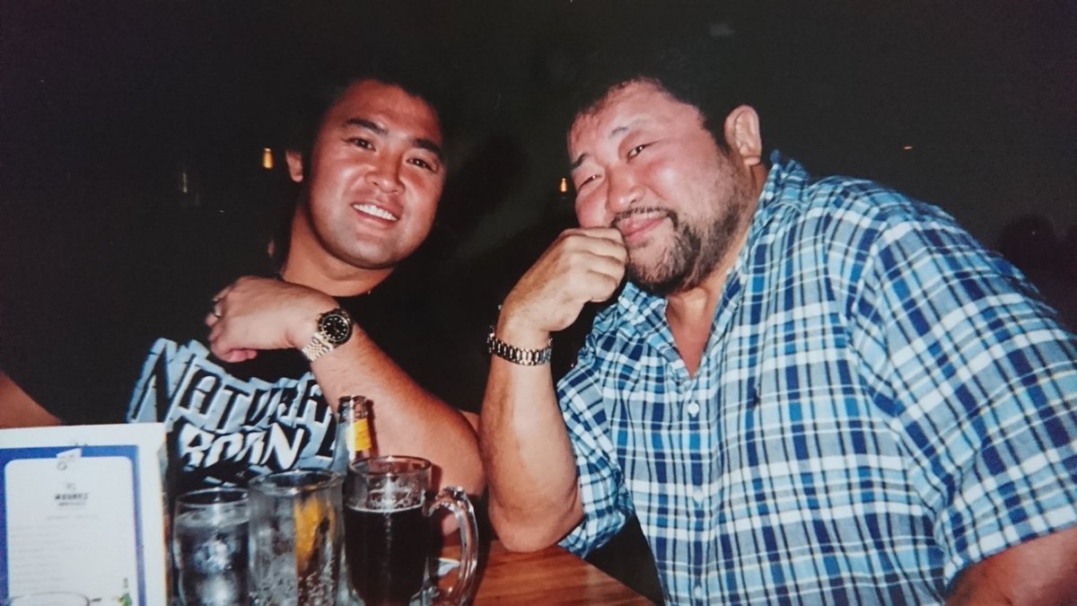 muto_keiji's tweet photo. 今日はマサ斉藤さんの命日。

去年の秋にマサさんが大好きだったミネアポリスに、サイン会で行きました。
また一緒にアメリカに行きたかったですね！ https://t.co/q0B1WkgmI2