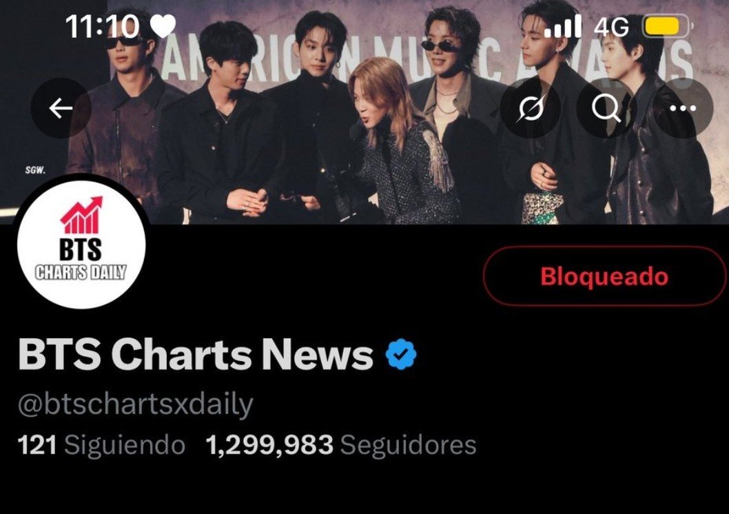 tkstarrs's tweet photo. Ahí les va como otro dato.
btschartssdaily y @btschartsxdaily son manejadas por la misma persona. Usan la cuenta de la segunda ss para subir videos y después citarlos desde su cuenta principal.
Sea o no sea su video, es obvio que fue grabado por una anti de Taehyung. No sé por qué quieren tapar el sol con un dedo. Esta cuenta lleva años siendo cuestionable. excluyó a Taehyung en muchas ocasiones. Y de ejemplo está la tercera ss, en ustedes queda seguir apoyandola🫠