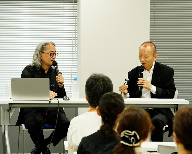 tdesuzuki's tweet photo. 日曜日は東京講習会
ゲスト対談は、精神科医の西脇俊二先生。ヒーリングや浄霊、オーラ、UFOや宇宙人、健康で長生きの話など、多岐にわたるテーマだった。サプライズで秋山眞人先生も登場。非常に内容の濃い講習会となりました。

ご参加いただいたたくさんの皆様、ありがとうございました♪ https://t.co/6B8uXxDA0X