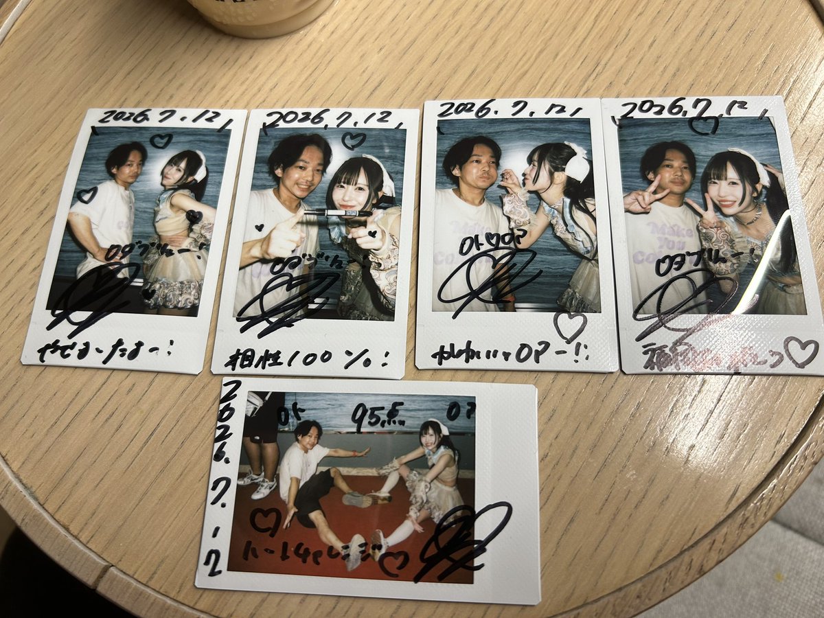 rroto_27's tweet photo. 福岡〜✈️
riot party 2回聞けたのとシラユリサークルできたの嬉しかったな
くそ暑い天神迷いながら辿り着いて良かった https://t.co/gq73jotWFw