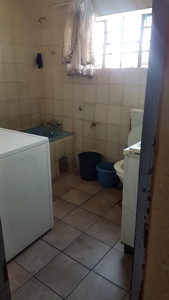 DozThebe's tweet photo. Kindly REPOST and help us bring dignity to our Orphanage that desperately needs refurbishment and renovations. The Orphanage has been running for over 23 years without SOLID sponsors. For further information kindly WhatsApp/Call 072 490 5407.  Jehovah Jirah Orphanage Centre 🙏🏾 https://t.co/Ffjk85S3EC