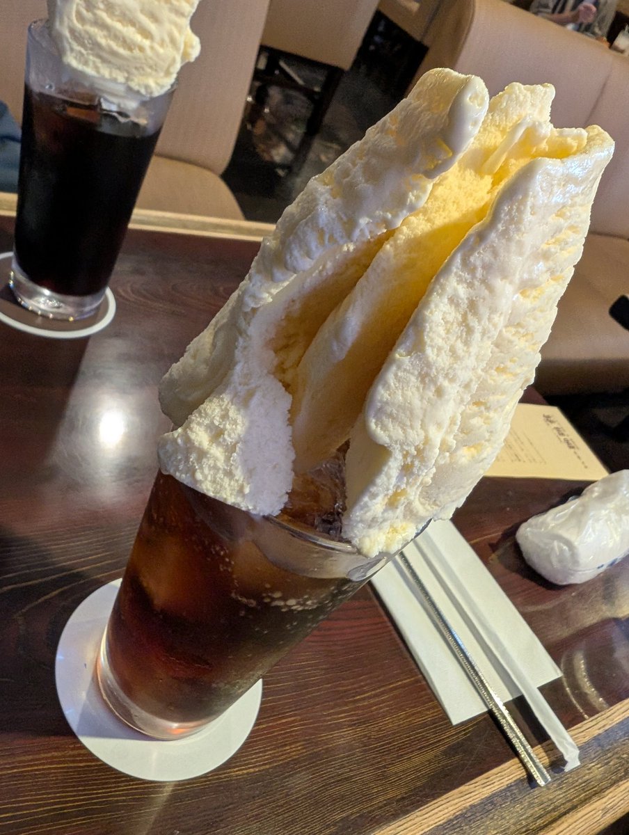 tanechan11's tweet photo. 糖分補給😋 https://t.co/JcWdvlQcfl