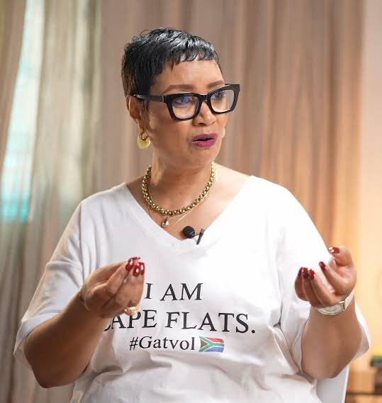 LabelBeyond1652's tweet photo. Coloured leader Dereleen James turned personal tragedy into public service. From fighting drug abuse in Eldorado Park to serving in Parliament, she has dedicated her life to protecting communities and giving a voice to the forgotten. 🇿🇦 #ColouredExcellence #SouthAfrica https://t.co/mJcSysI9Qt