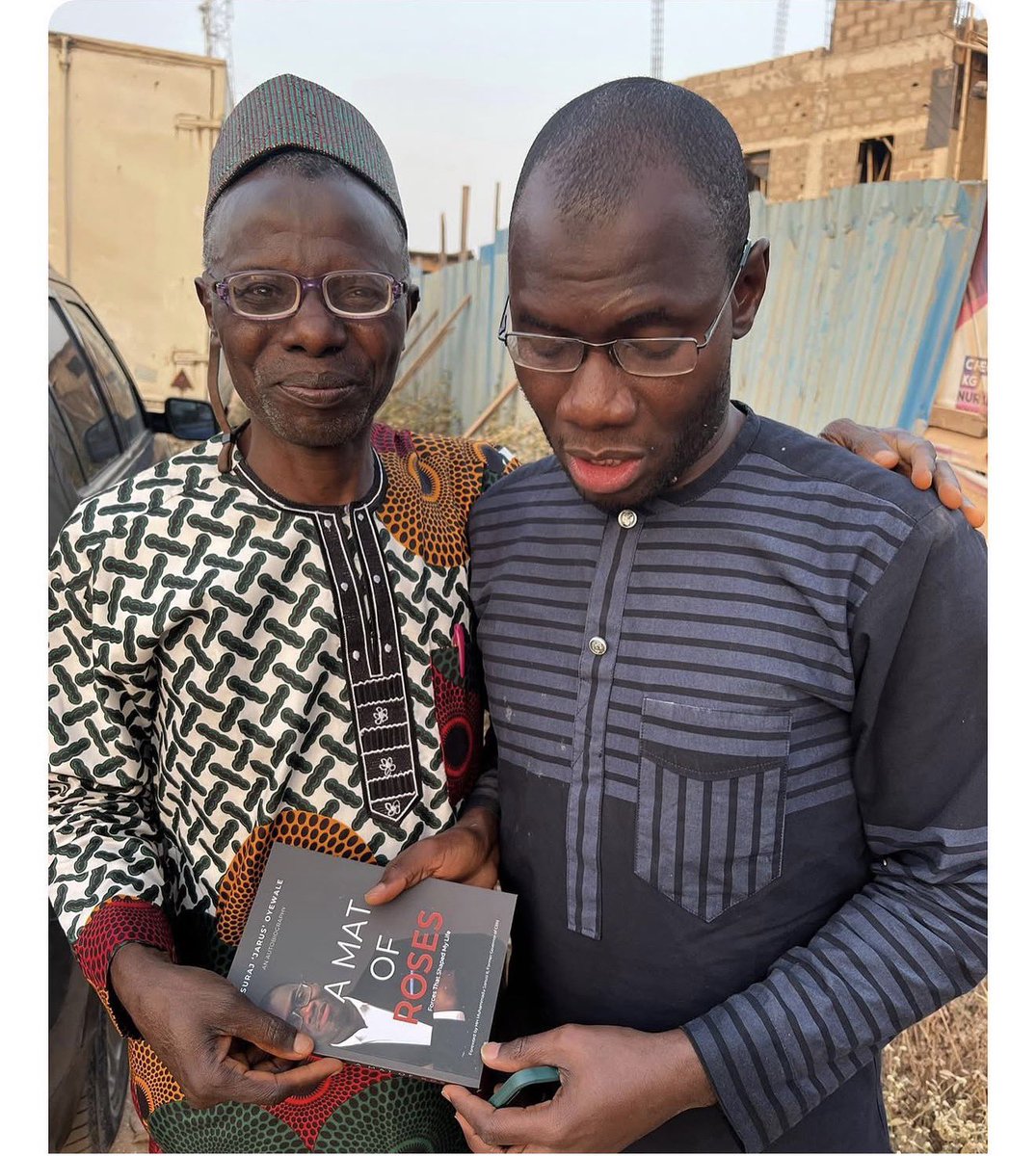 SirJarus's tweet photo. 23 years later, in 2022, I found the teacher (who had relocated from Offa to Osogbo) and went to greet him in Osogbo. 

I also presented a copy of my memoir (I mentioned my math story in the book) to him. 

Since then, we've been in touch. One of his children is my follower. 

Man saved me from math!