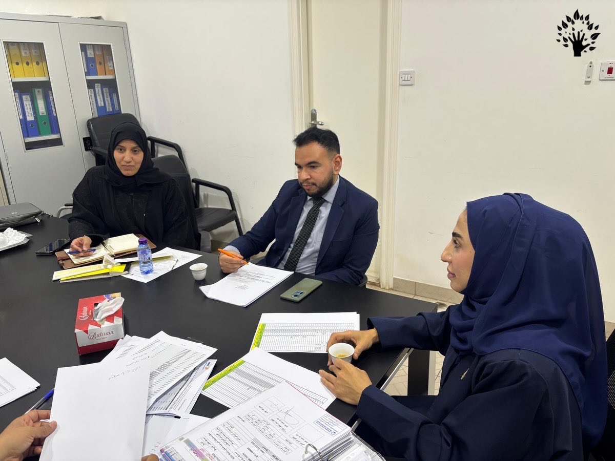 TreeOfLifeBH's tweet photo. استقبلت جمعية شجرة الحياة الخيرية الاجتماعية وفدًا من وزارة التنمية الاجتماعية، يوم الاثنين الموافق 13 يوليو 2026، وذلك في إطار الزيارة الهادفة إلى استعراض الأداء المؤسسي للجمعية والاطلاع على الجوانب الإدارية والمالية، بما يعزز مبادئ الحوكمة والشفافية، ويسهم في تطوير الأداء https://t.co/b38roORSoj