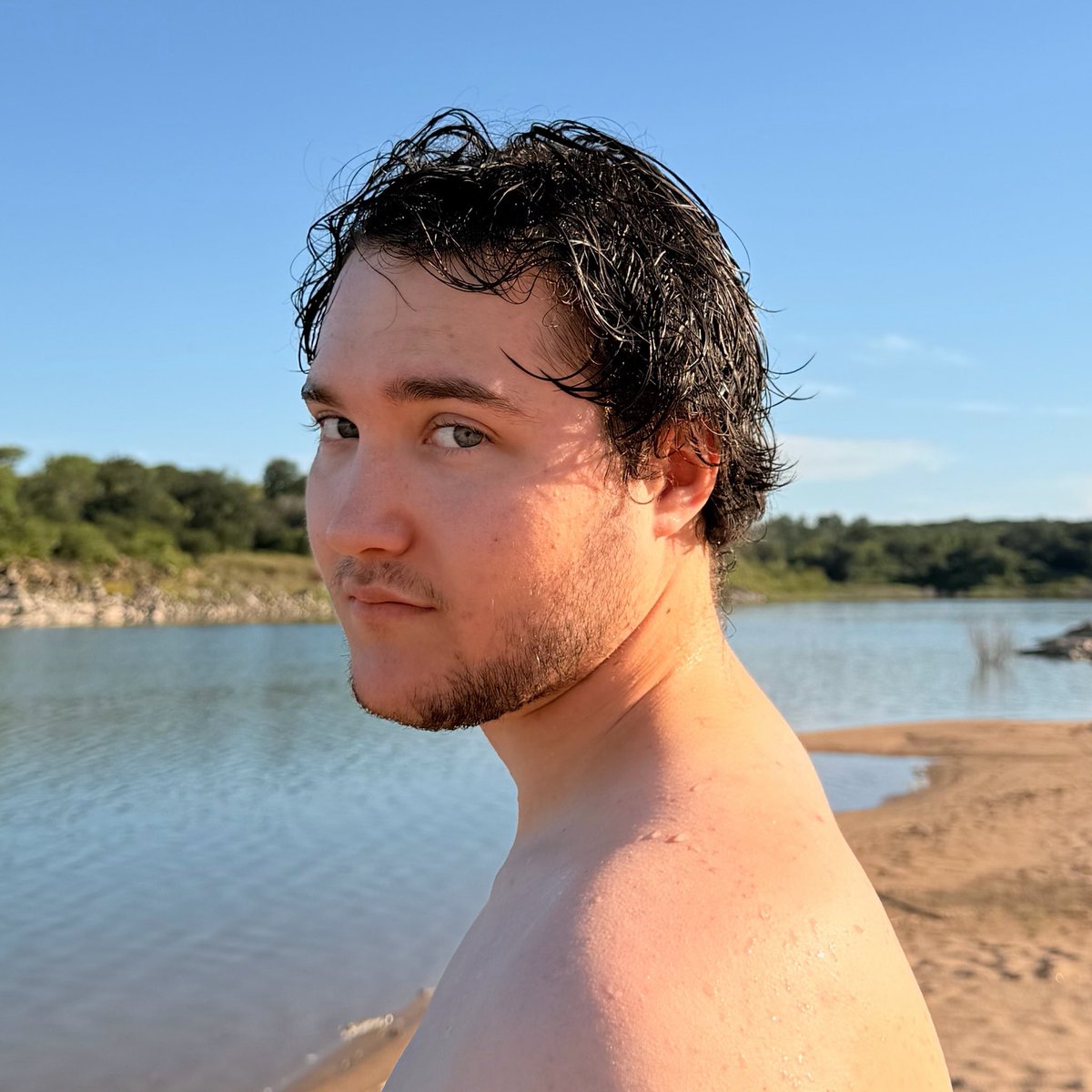 so0nysoon's tweet photo. bf appreciation post😸🩷✨ https://t.co/0wBsXD9227
