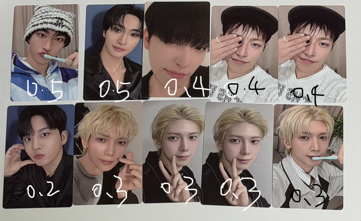 aiceL_Z's tweet photo. 에이티즈 팬미팅 트레카 포카 양도

배송비0.2  
https://t.co/5mn4SNZvsT  

ATEEZ hongjoong seonghwa yunho yeosang choisan san mingi wooyoung jongho bad 홍중 성화 윤호 여상 최산 민기 우영 종호 fanmeeting https://t.co/jEBFYTCDae