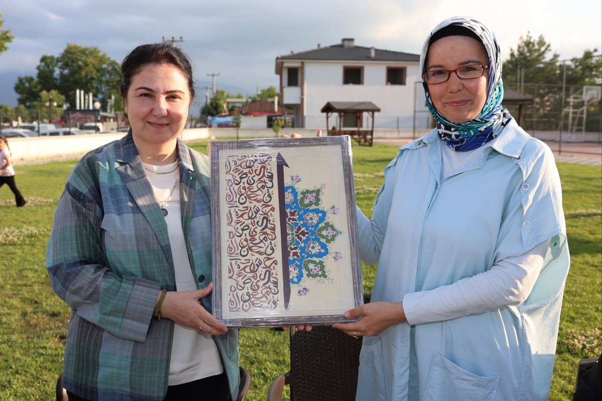 KADEMDuzce's tweet photo. KADEM Düzce Gönüllü Pikniğimizde gönüllülerimizle bir araya gelmenin mutluluğunu yaşarken, kıymetli misafirlerimizin teşrifleri de programımıza ayrı bir anlam ve değer kattı. 

               https://t.co/QZhAW53rGm https://t.co/KRJzsMk86y