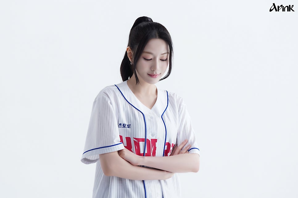 sweetbread719's tweet photo. ✨260714 | WITHUS Naver Update

[에이핑크] 하영 X 스포츠토토

#에이핑크 #Apink (@Apink_2011)
#오하영 #Hayoung (@Apinkohy) https://t.co/bi4fYoL8le