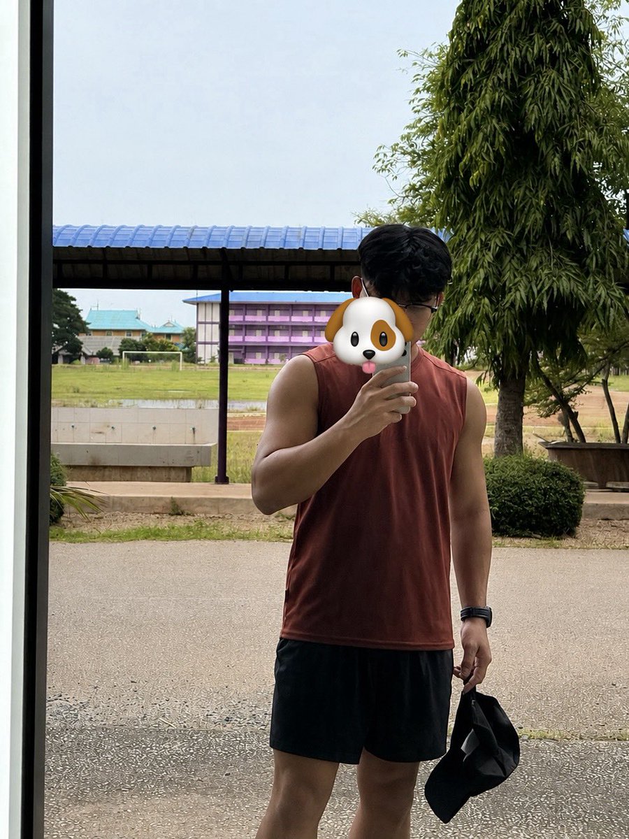 anwiang's tweet photo. 🏃💨🤏 #บางเขน #ลาดพร้าว https://t.co/OujWLmMRJS
