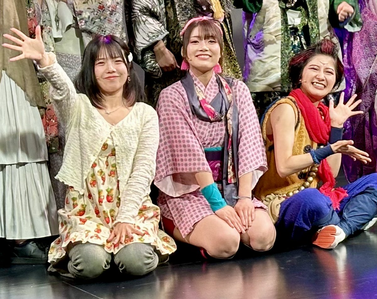Mankitsu720's tweet photo. 舞台『前田慶次 かぶき旅〜戦国の花・細川ガラシャ〜編』
#オクロック熊本歌劇団

#ナリタ・ミステイク 様
#岩田なち 様 #櫻木寧々 様
今回はスタッフとしての全公演完走､お疲れ様でございました！！
自分の仕事もそうですが(裏方って何かと大変でしょ)😅w
この経験が次の何かに活かせますように‼️ https://t.co/T93lnrmXI6