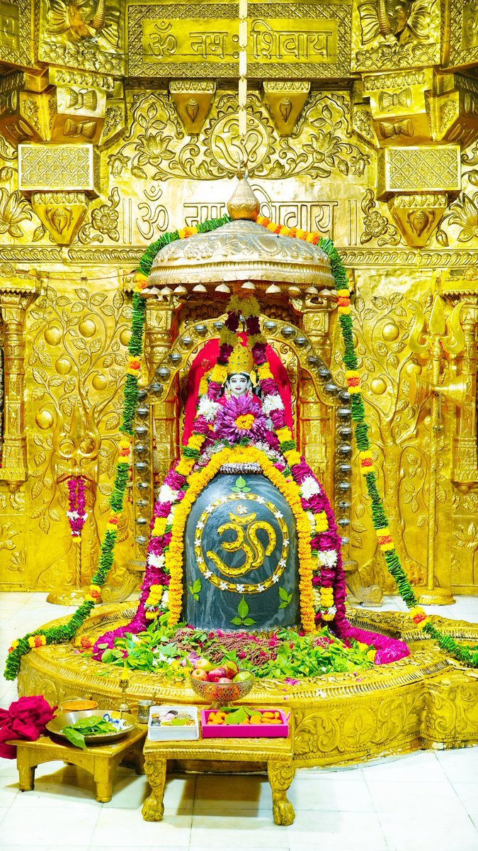piyushfofandi's tweet photo. श्री सोमनाथ महादेव मंदिर,
प्रथम ज्योतिर्लिंग - गुजरात (सौराष्ट्र)
दिनांक: 14 जुलाई 2026, 
कृष्ण अमावस्या - मंगलवार
प्रातः श्रृंगार https://t.co/lrIfcIz06P