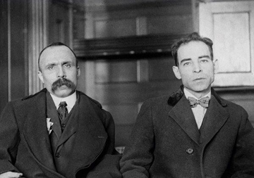 Frances21272855's tweet photo. Il #14luglio del 1921 Nicola #Sacco e Bartolomeo #Vanzetti vengono condannati a morte negli Usa per un omicidio che non avevano commesso.
#saccoevanzetti #almanaccomercury https://t.co/rq32zKntEh