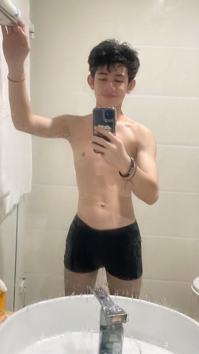 SoDa_gsdv1's tweet photo. คลิปเต็มในกลุ่ม 399฿ ตลอดชีพ สนใจทักเลย https://t.co/ktUSlIIk90
