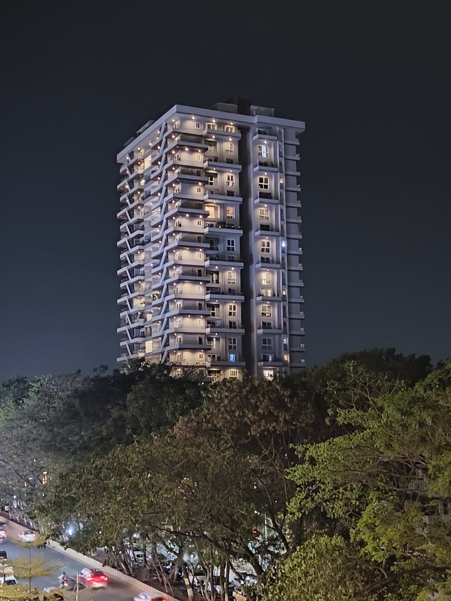 TheNashikIndex's tweet photo. (Re-upload, detailed)

📈 Real estate in Nashik is booming! 🏢
​In FY 2025-26, Nashik city registered a record-breaking ₹17,543 crore in property deals—marking its highest annual property turnover to date!
​Key Highlights:
⬆️ A massive jump from the ₹13,529 crore recorded in FY 2024-25.
🏙️ Approvals for high-rises up to 124m (40+ floors) and simplified UDCPR norms are reshaping the city's skyline.
🏡 Post-pandemic shifts show buyers upgrading to spacious 3-BHK and 4-BHK units, with high demand for ready-to-move-in homes.
​This record surge underscores Nashik's emergence as a rapidly growing urban hub in Maharashtra.
​🔗 Read the full report here: https://t.co/nkfKZVRf7F
​#Nashik #RealEstate #PropertyMarket #UrbanDevelopment #NashikCity #MaharashtraRealEstate #Investing