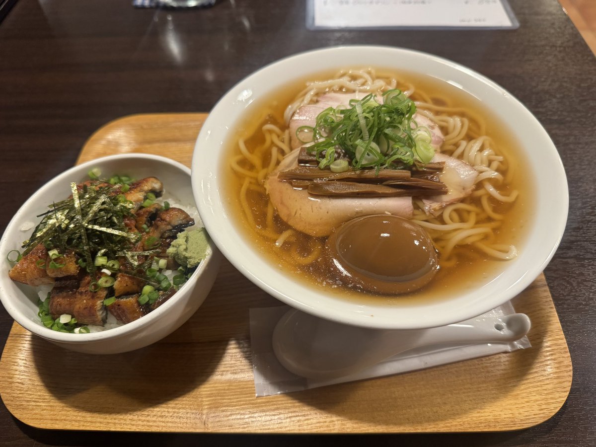 Millky_ROK's tweet photo. Yo-shoku OKADA
岐阜-揖斐郡神戸町

・半熟味玉子入り冷やがけ煮干しそば
・鰻ひつまめし

失礼しました🫡 https://t.co/3hR3gJc46j