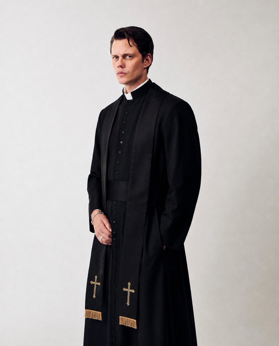 ericdravenscrow's tweet photo. FATHER SKARSGÅRD WILL HAPPEN ONE DAY 🕯️🕯️🕯️ https://t.co/LhMnAgb96S