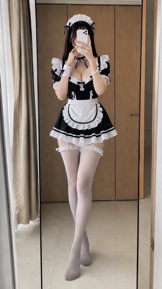 na5hnk's tweet photo. メイドさん https://t.co/D1h9GDDnhb
