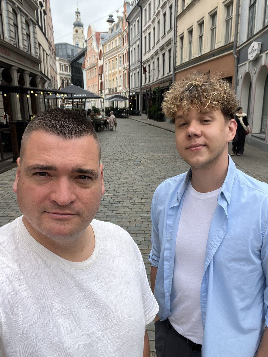 Edvards Ratnieks tweet media