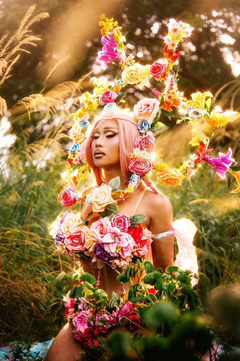 bombelya_'s tweet photo. Blossoms of growth this year 💗🌸✨

#cdodragqueen #cdodrag #cdodragscene #dragph https://t.co/wc3tQeeLf6