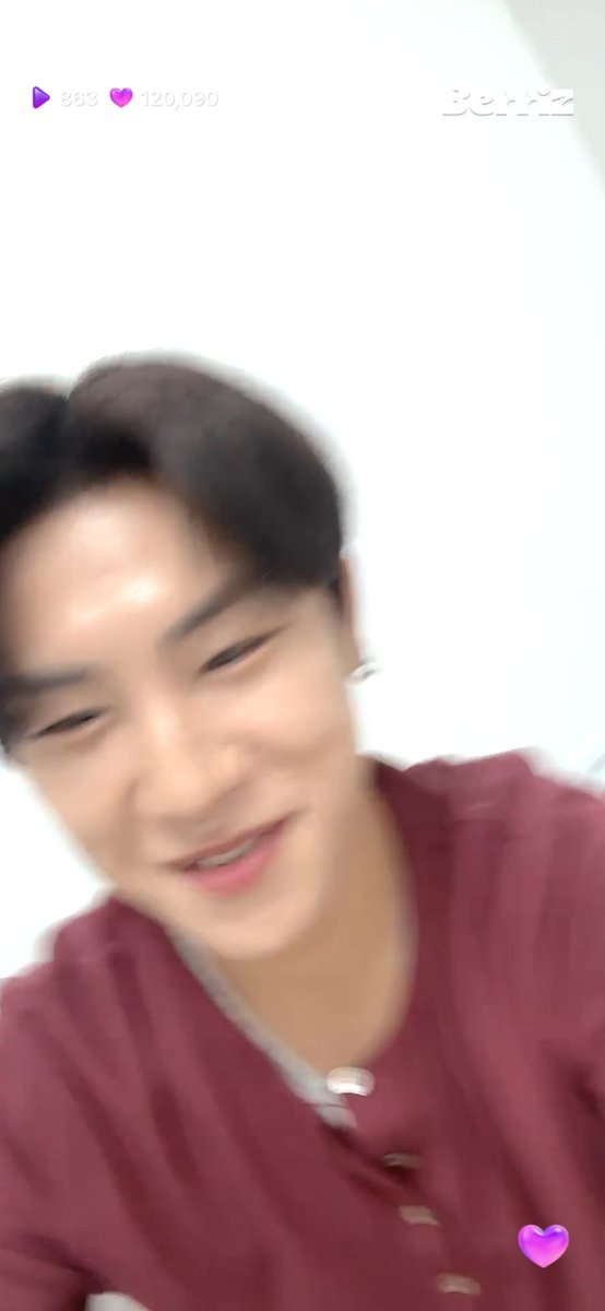abnew99's tweet photo. 우진아.. 진짜 초딩같아 가만히좀ㅌㅋㅋㅋㅋㅋㅋㅋㅋ🤣 https://t.co/gkcOtNCkzJ