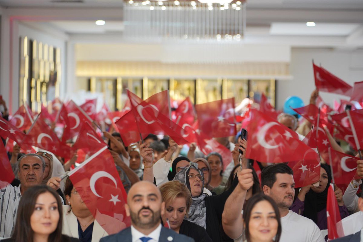 baskentten1's tweet photo. UID Youth Württemberg tarafından düzenlenen 15 Temmuz Demokrasi ve Milli Birlik Günü Anma Programı’ndan kareler…#15temmuz https://t.co/hRMLRXQPjk