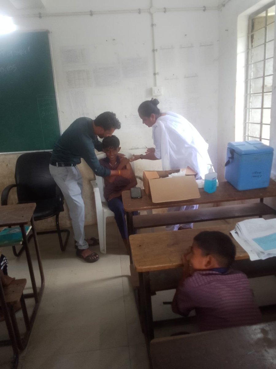 thonetrang77417's tweet photo. 🏥🇮🇳
#HEALTHTEAM
#NETRANGBLOCK
#TD #DPT #VACCINATION
#SCHOOLVISIT
#HEALTHFORALL
#CARE #PROTECT #DEASES
#PHCKHARETHA
#AYUSHYAMANAROGYMANDIR https://t.co/T1xPgJdmxO