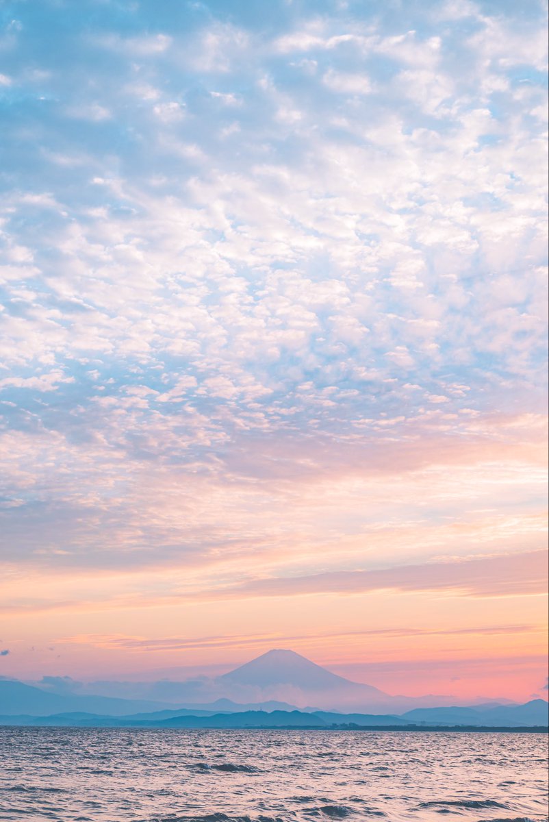 ruiruicamovi's tweet photo. 富士山が見えた日の湘南の夕焼け。 https://t.co/nf5GU0ilsb