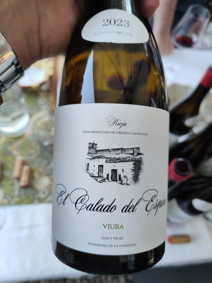 cbv84's tweet photo. Vinos finos de San Vicente de la Sonsierra: #josegil https://t.co/Nw9hHGaHkh