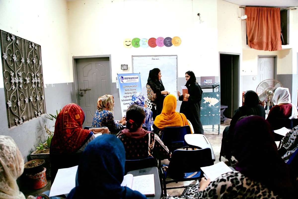 ZweeOffice's tweet photo. Building Strong Communication Skills, One Lesson at a Time
In today's English Language class, our scholarship girls explored the Parts of Speech—the building blocks of effective communication.
#ZWEEFoundation #SisterZeph #EnglishLanguageCourse #PartsOfSpeech #LearnEnglish https://t.co/PdDcyQxPW7
