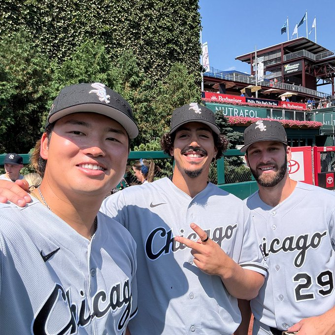 JSShepley's tweet photo. Have fun boys and thank you for representing our #WhiteSox with class. https://t.co/9W6qTJcUX6