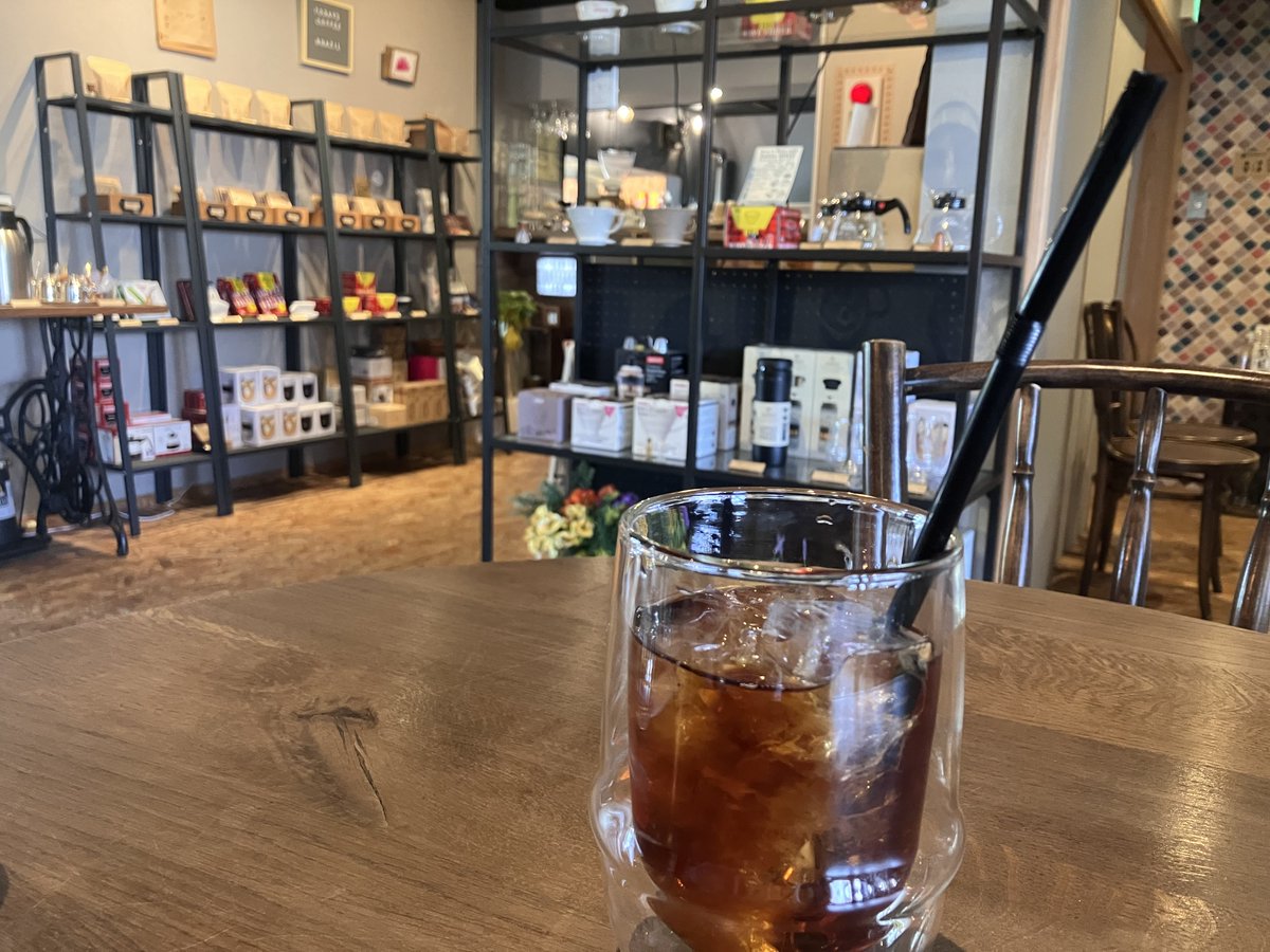 deminator250v's tweet photo. コーヒー、飲むかい https://t.co/4NQ5VVnIBU