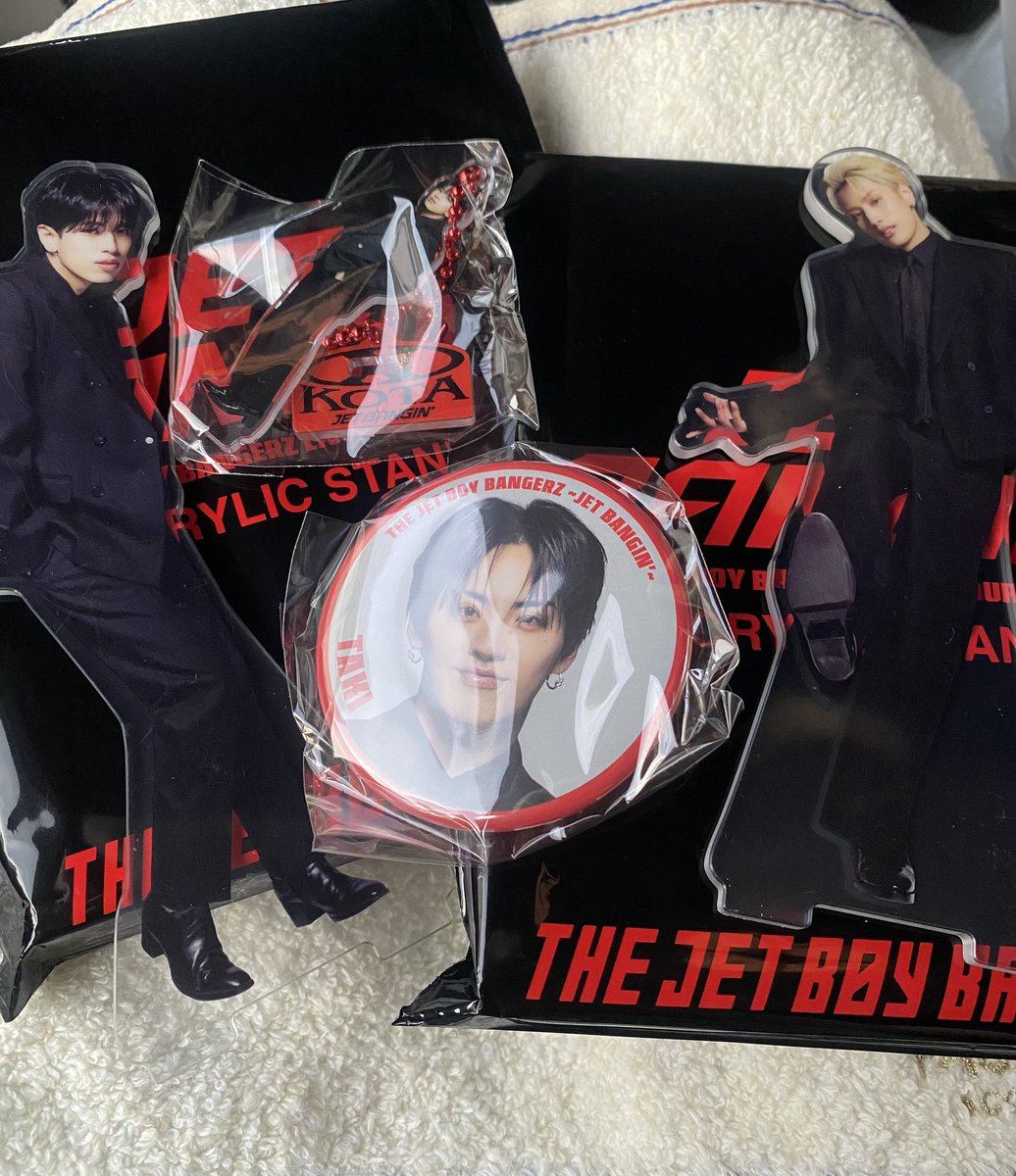 cha_n0810_'s tweet photo. THE JET BOY BANGERZ TJBB
JET BANGIN グッズ アクスタ 缶バッチ
カプセル ガチャ 交換

【譲】TAKI AERON KOTA

【求】HINATA

本日手渡しで交換出来る方 https://t.co/AjZdjqW0ET