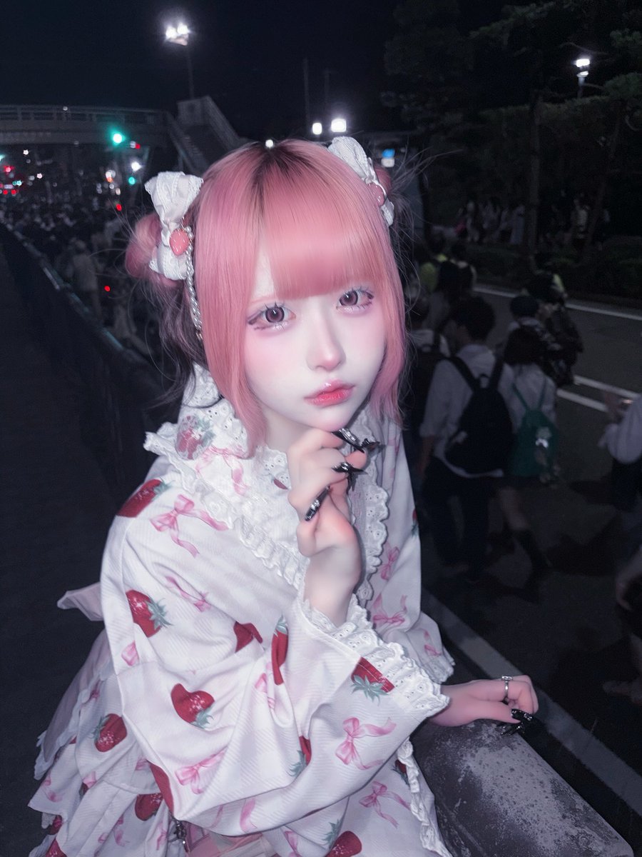 ナロン・ユルノ【セクト】 tweet media