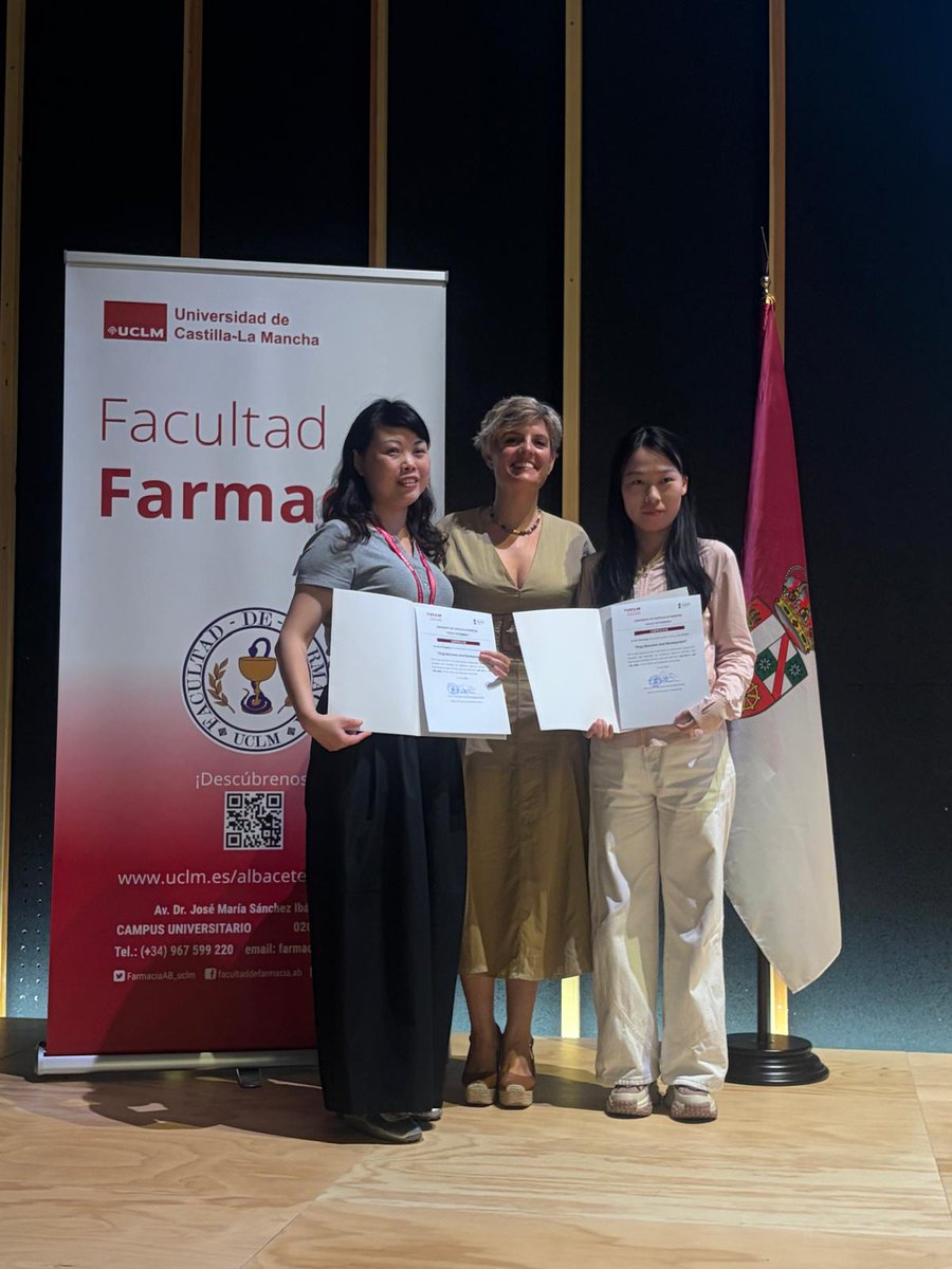 FarmaciaAB_UCLM tweet picture