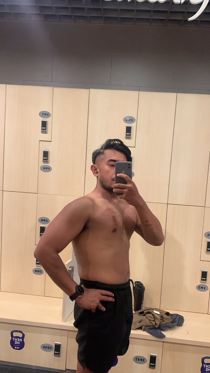 AProbowicaksono's tweet photo. Ga ada bentuknya ini badan 😔, bagai mana mau dapet pasangan 🥹 https://t.co/y9y0GDyykI