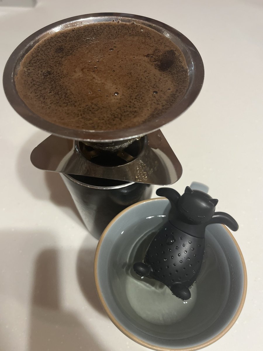funfundiybear's tweet photo. 今日のこーひーぶれいく
コーヒー メタルフィルター
ホッと一息 デカフェ
べあぐらフォト https://t.co/q15TZpmyct