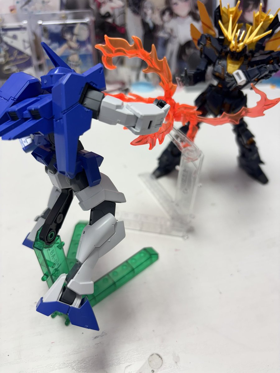 CPN2gZHIK5J8tER's tweet photo. #ガンプラ 
「俺には手本がない　何度も何度も間違える
　それでも弟の前を歩き続けなければならん　
　　だから俺は強いんだ」 https://t.co/3NWZPd7v6G