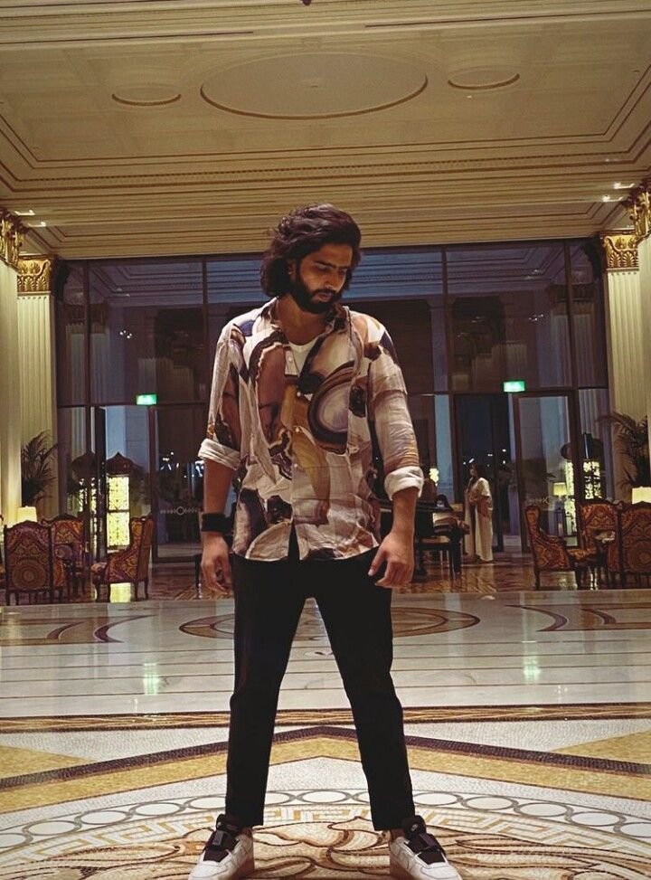 simple1790209's tweet photo. Random🤪
#UnseenAmaalChallenge #AmaalMallik https://t.co/0rXCqnVzkV