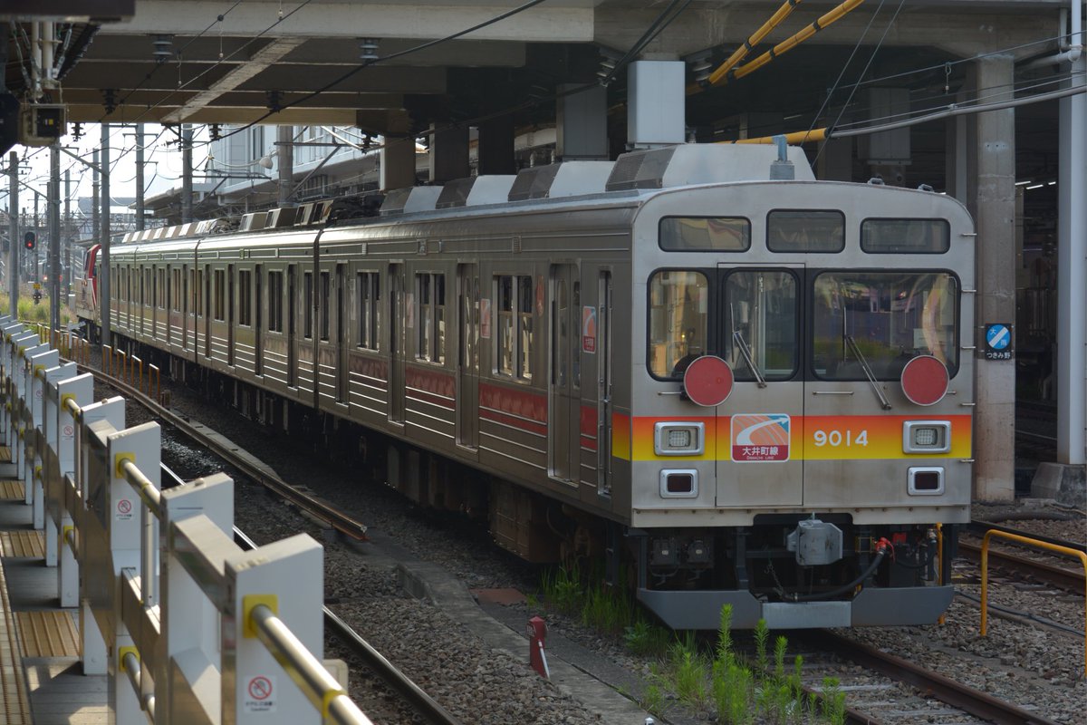 TokyuOtaLine's tweet photo. 2026/7/14(水)
東急9000系9014f甲種輸送
6月に運用離脱した同編成が西武鉄道へ譲渡のため八王子駅まで同日中に輸送されました。
何の特徴もないスタンダードな9000系が消え、馴染みのある大井町線が徐々に消えていき悲しいところです。。
約37年間の東急線での活躍、お疲れ様でした。 https://t.co/0bWsdJpaTM