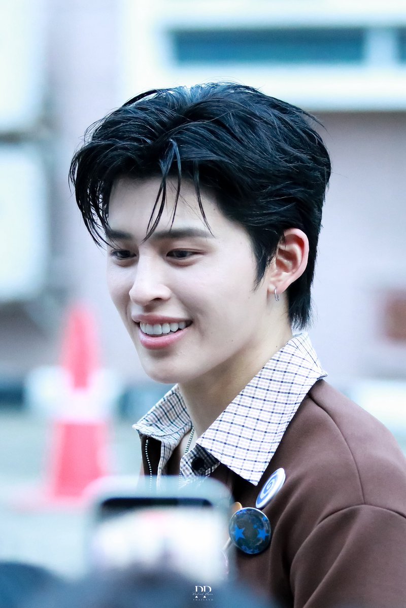 PondPhuwin Official Thailand (DoubleP) tweet media