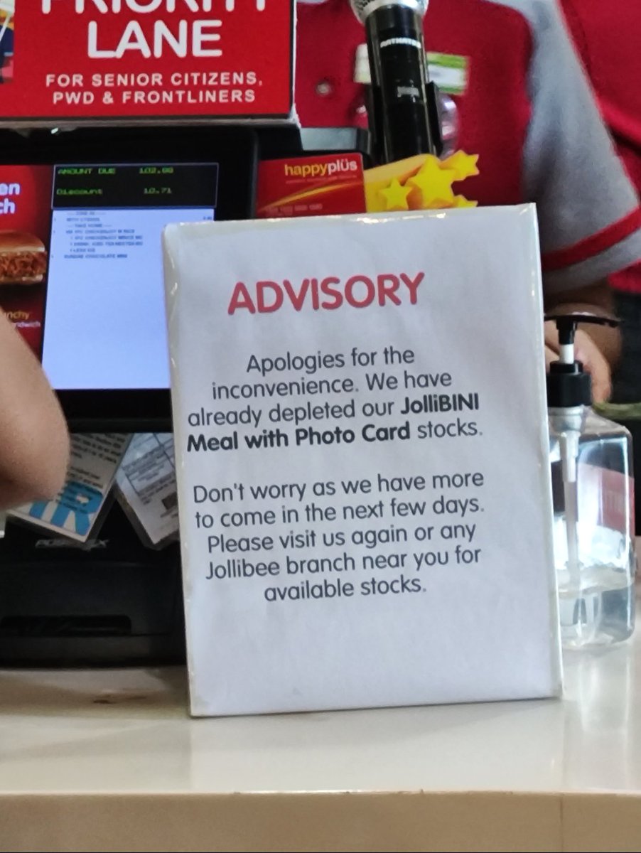 _sheensui's tweet photo. “there's no war in Jollibee branches” ohh just have to be there 😭 https://t.co/eRdyqOrh4y