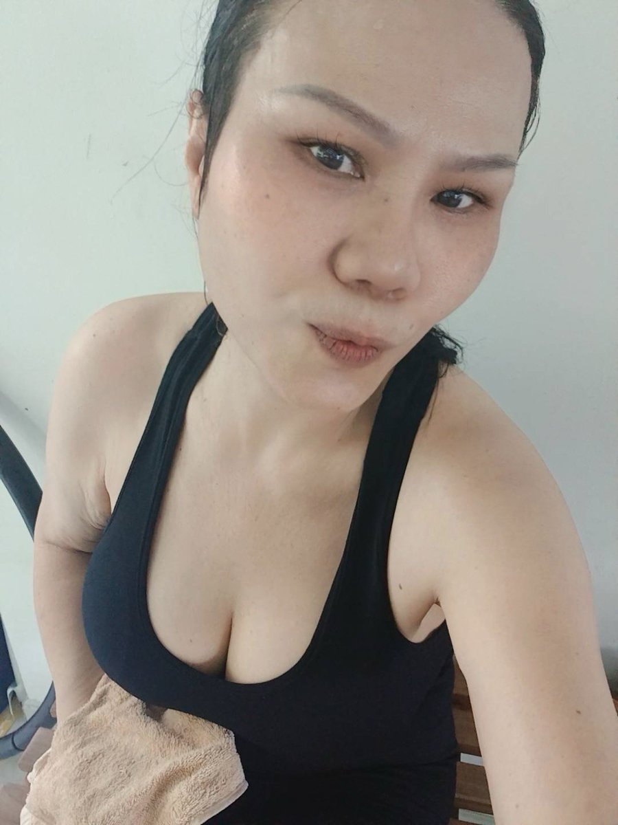 puunim60's tweet photo. อยากหุ่นเฟิร์มต้องออกกำลังกาย🏃‍♀️🏃‍♀️🏃‍♀️
อยากสบายต้องนวดจ้า🤗🤗🤗
มาค่ะหมอฟิตร่างกายรอลูกค้าแล้ว💪💪💪
เสรีไทย
หมอพัชชา
Id tawpu117 
🦀🦀🦀 https://t.co/d0wTV2UOIl