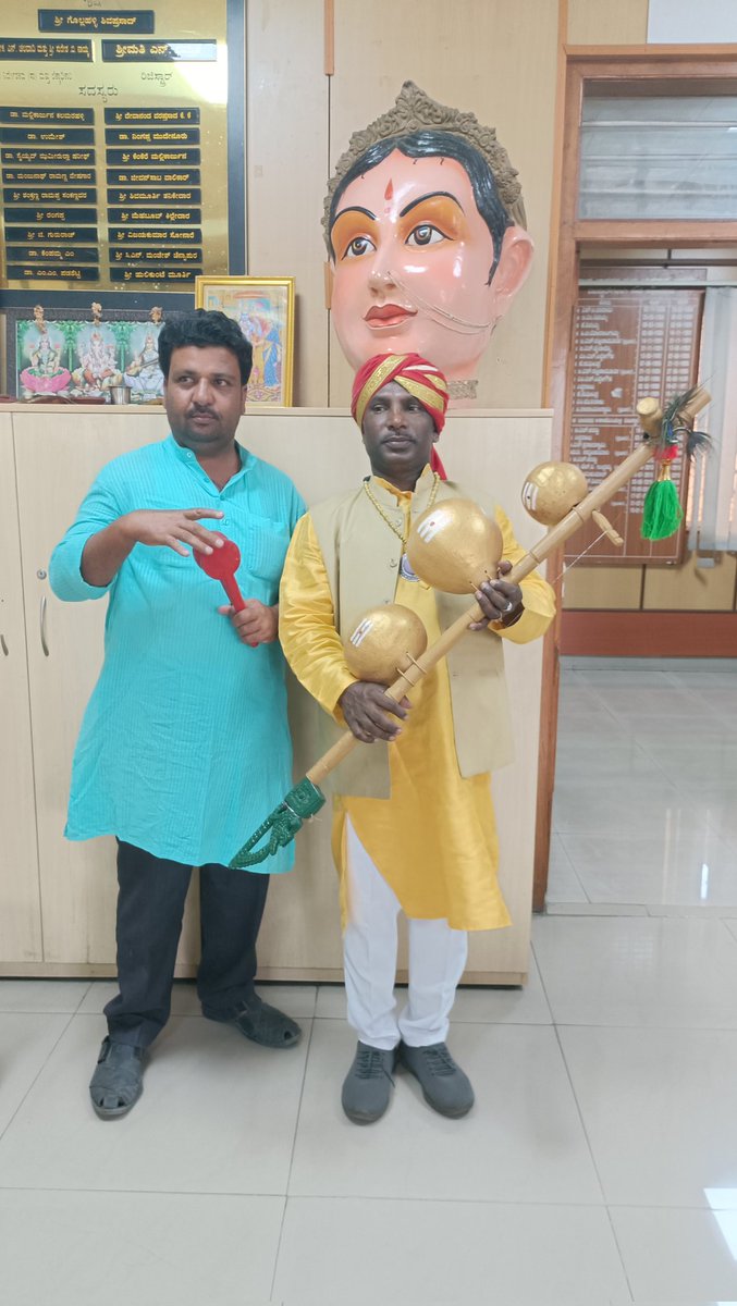 amar_hasam's tweet photo. ನಾಗರಾಜ್ ಜೋಗಿ ಕಲಾವಿದರು ಹಾಸನ ಜಿಲ್ಲೆ  ಇವರ ಜೊತೆ https://t.co/vqXfc9tind