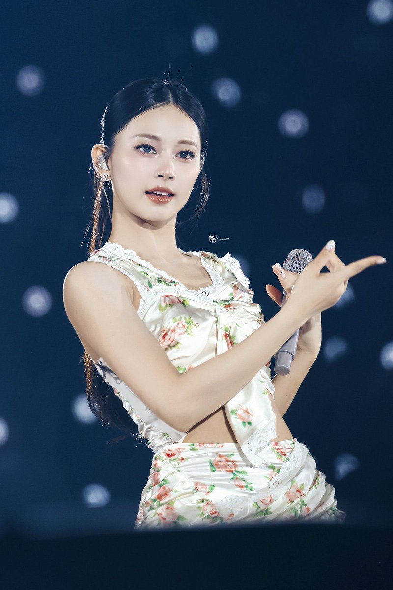 990614fan's tweet photo. 묶쯔볼때마다인외같음 https://t.co/hDxfZ7JNuL