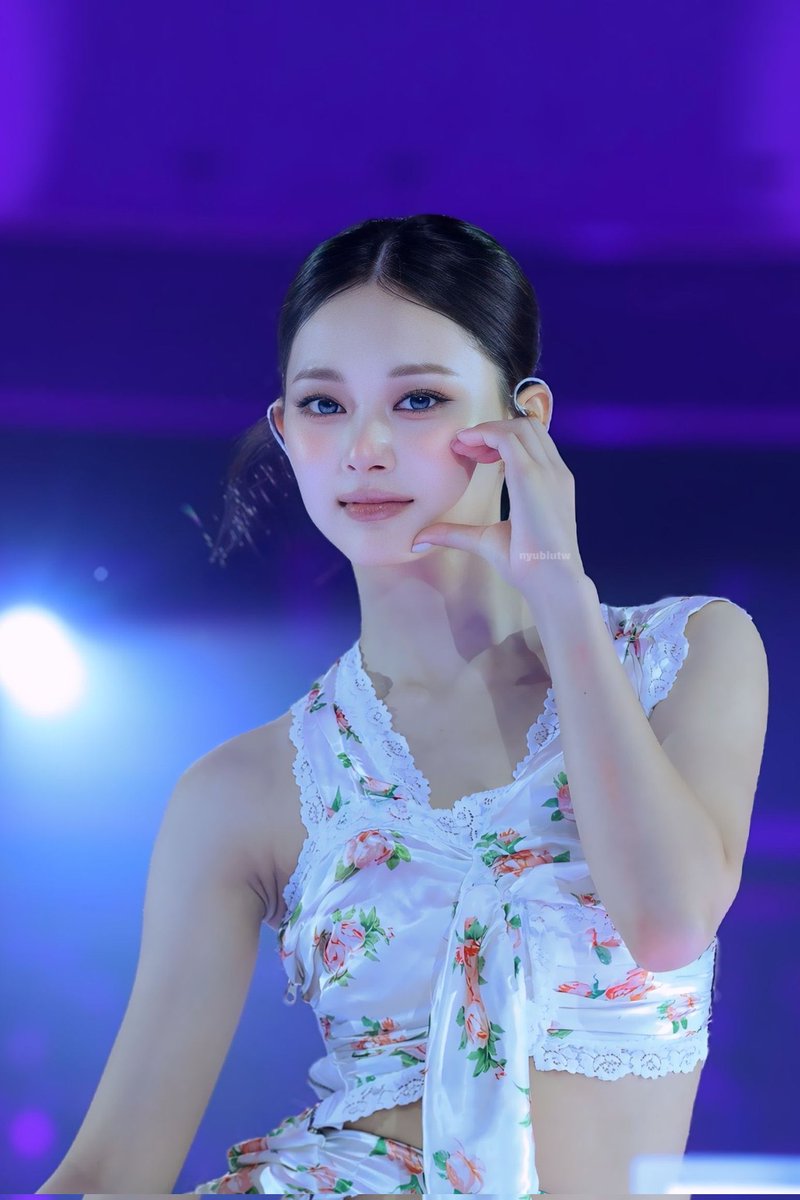 990614fan's tweet photo. 묶쯔볼때마다인외같음 https://t.co/hDxfZ7JNuL