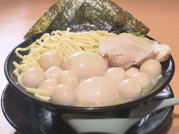 リサ食べ歩きが好き tweet media