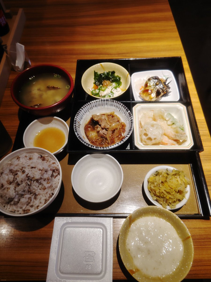 kei_drive's tweet photo. 最近こればっか食べてる
ちょっと体に気を遣ってる風w
inやよい軒 https://t.co/bHHyrN5H7T