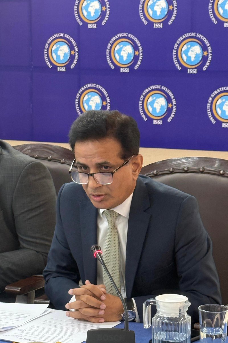 ACDC_ISSI's tweet photo. Dr. Aqeel Akhtar discussed the security dilemma of sea-based nuclear deterrence, highlighting challenges to command and control, crisis communication, and strategic stability. He emphasized strengthening secure communication systems preventing inadvertent escalation. https://t.co/GtdplKySt6